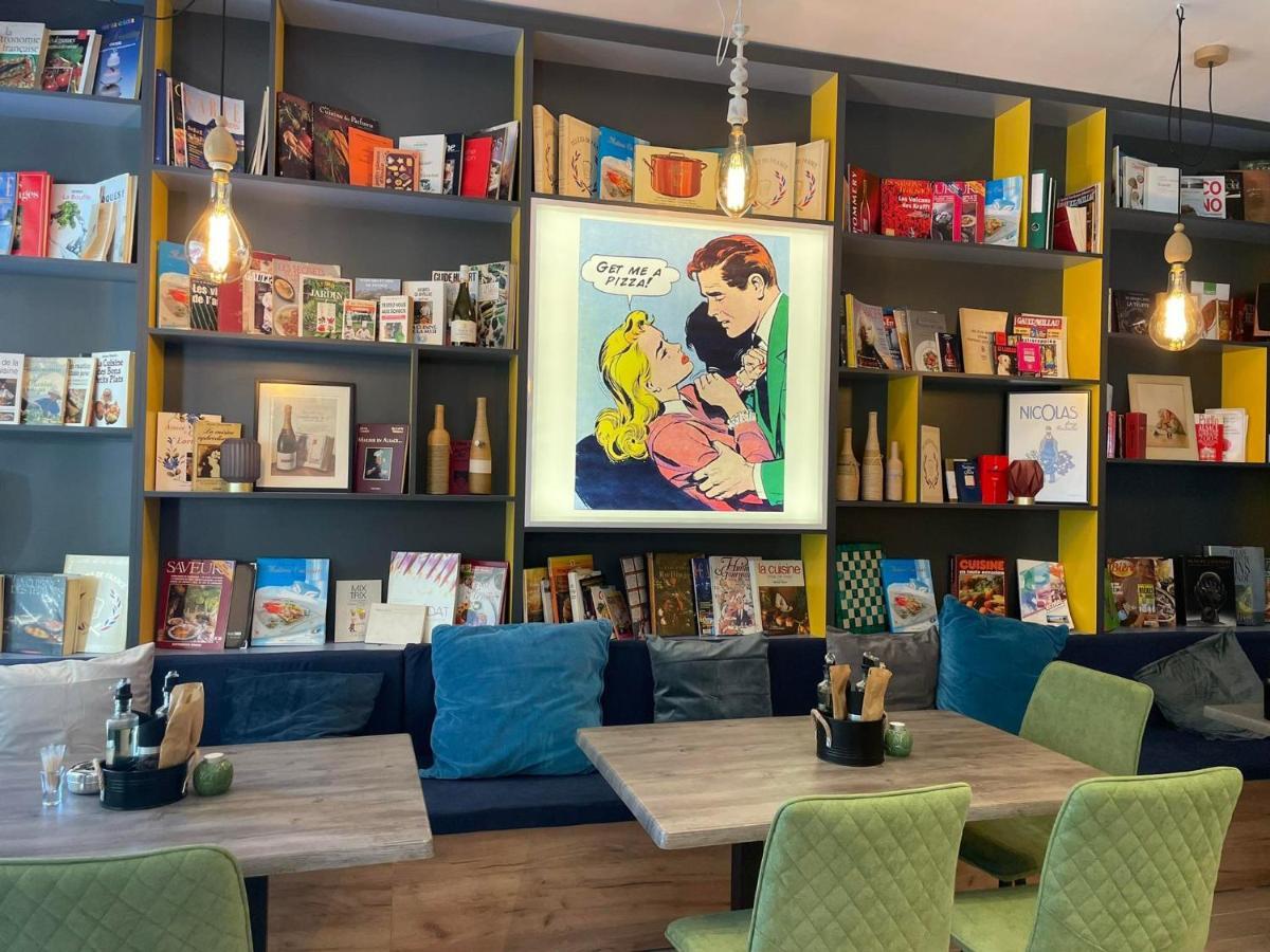 Pop Art Hotel Primorsko Esterno foto